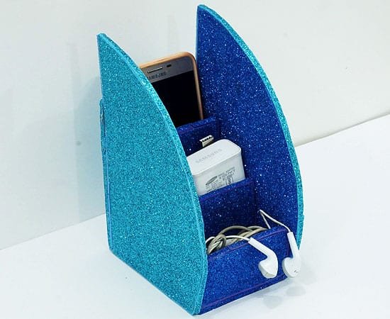 DIY Mobile Holder Using Cardboard
