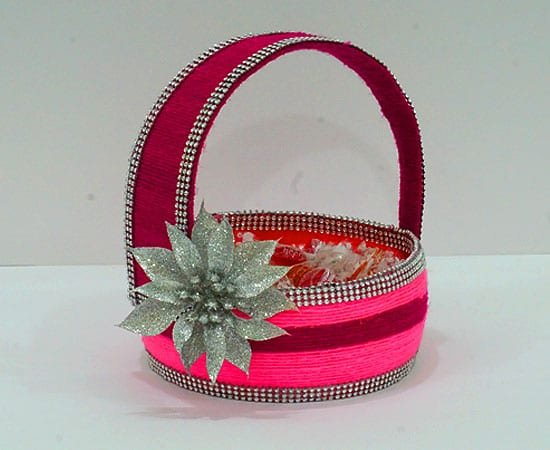 DIY Christmas Basket from Old Plastic Ball